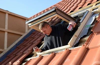 Pose de fenêtres de toit Velux à Sarrazac